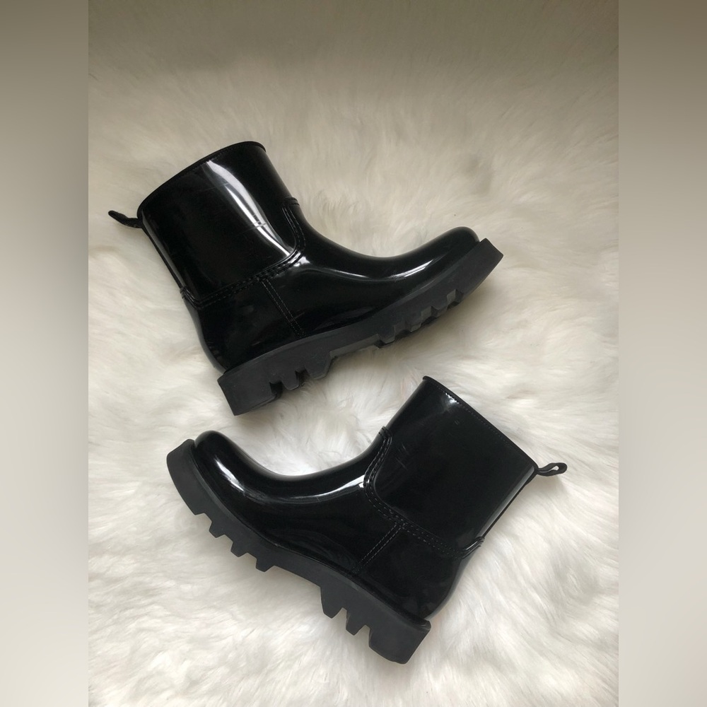 Moncler sz 38 Ginette Rain Boots
